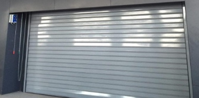 Ünlü kuyumcu kepenk indirdi, onlarca kişi karakola başvurdu