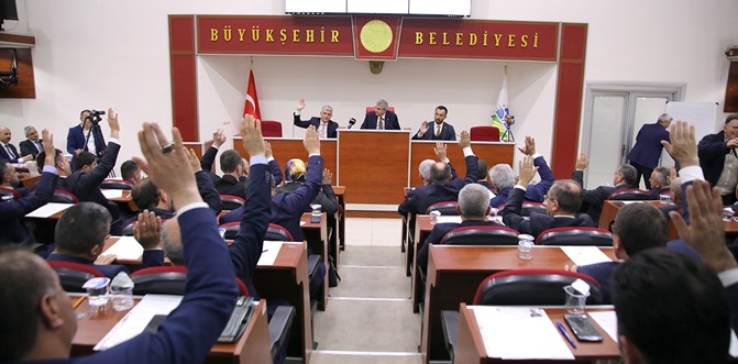 CHP Büyükşehir Meclisi’nde Grupsuz Kaldı